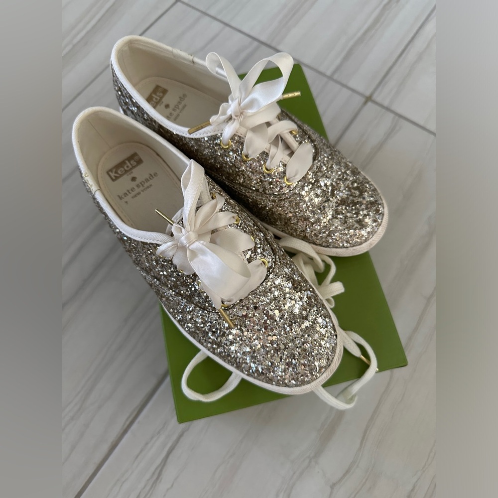 Women’s shoes